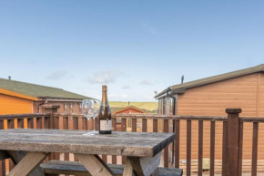 56 Meadow View Lodge - 3 Bed-Sleeps 6-TJS56MV